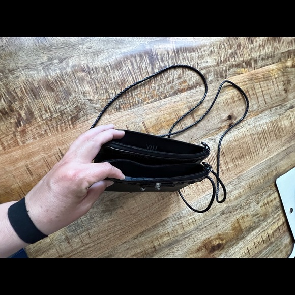 Brighton Shoulder Leather Purse - Picture 7 of 12